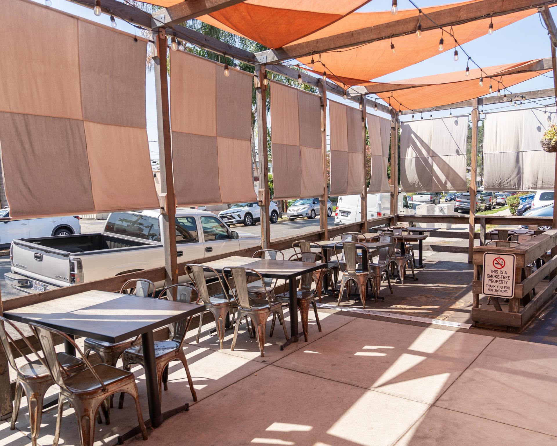 Eagle Rock's neighborhood BBQ joint